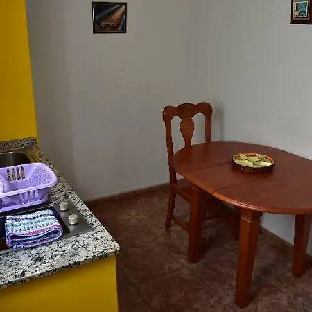 La Fonda Aeropuerto Holiday home Ingenio